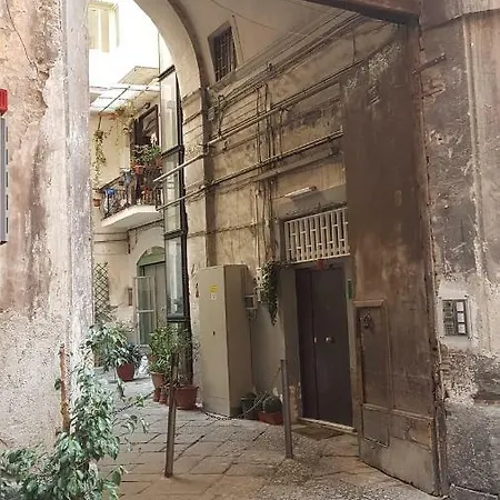 公寓 La Casa Di Abbi 那不勒斯