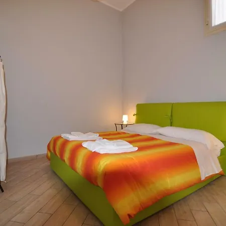 La Casa Di Abbi Apartment *