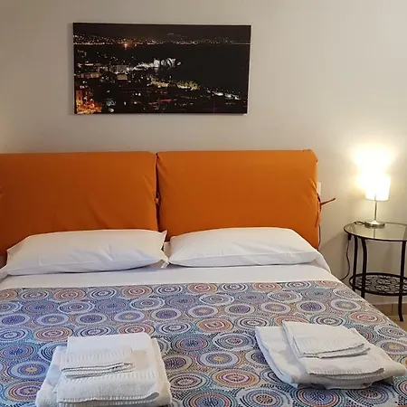 La Casa Di Abbi Διαμέρισμα Νάπολη